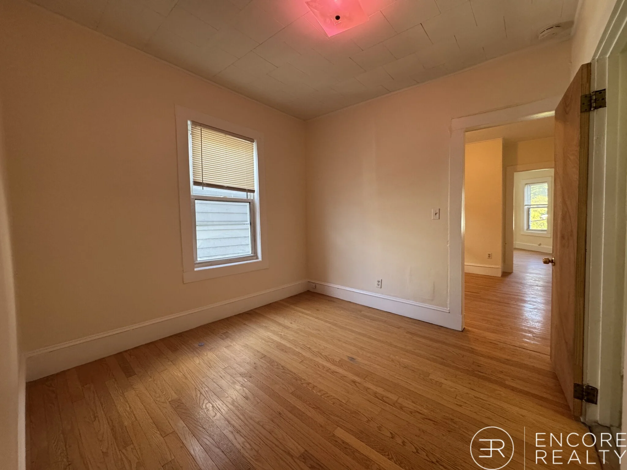 4 Watson St, Cambridgeport