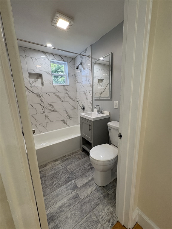 84 Gladeside, Mattapan