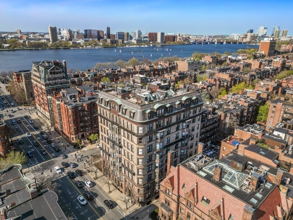 416 Marlborough St, Back Bay