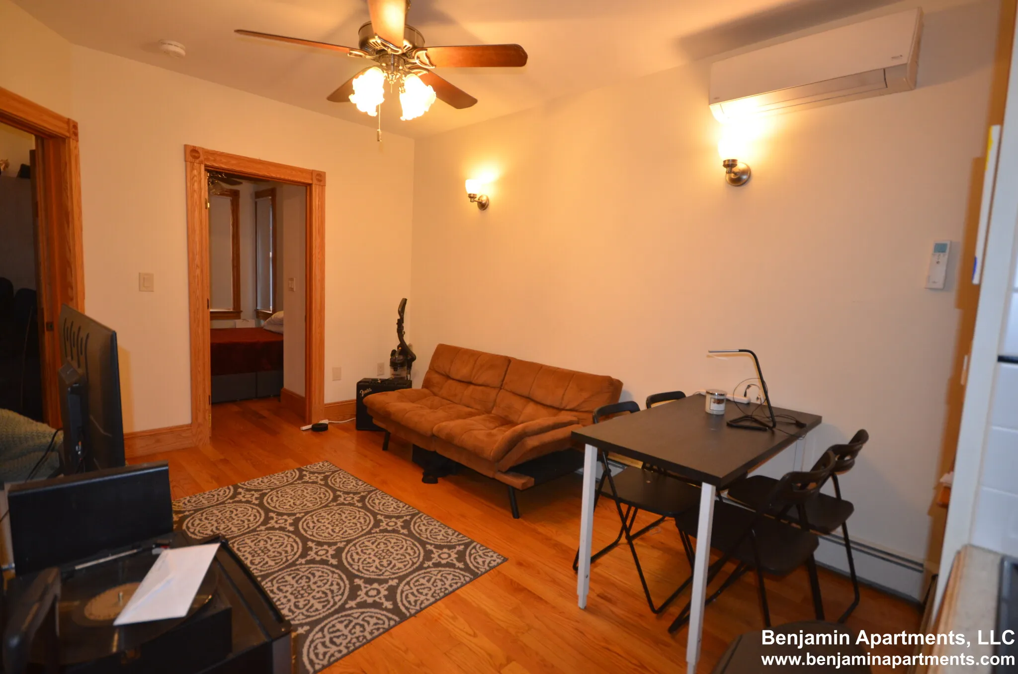 16 South Russell St, Beacon Hill