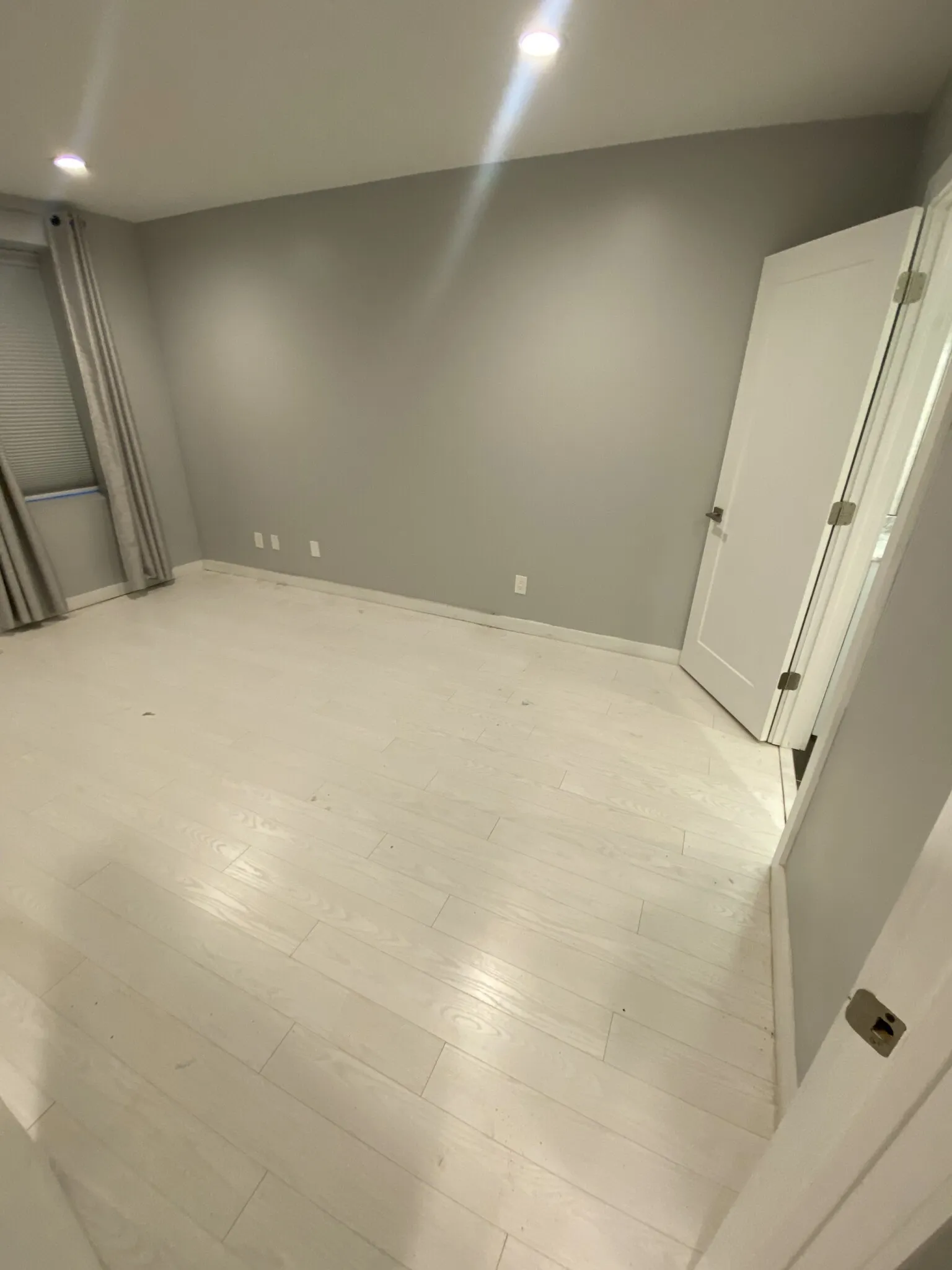 469 Massachusetts Ave, South End