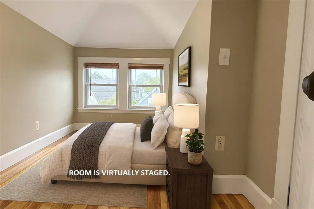 11 Beacon St, Quincy