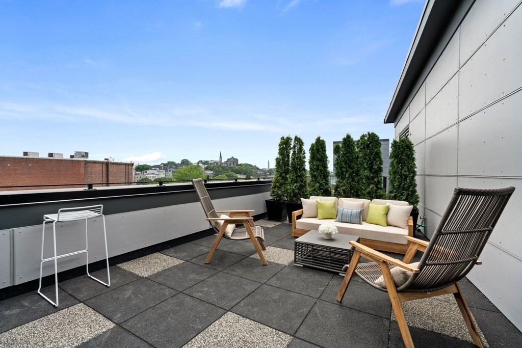 610 Rutherford Ave, Charlestown