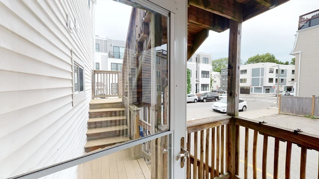 101 Baxter St, South Boston