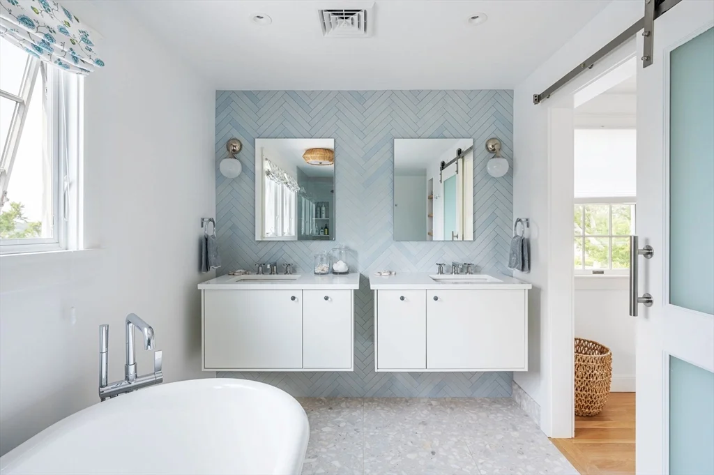 28 Bridge Ave, Second Cliff