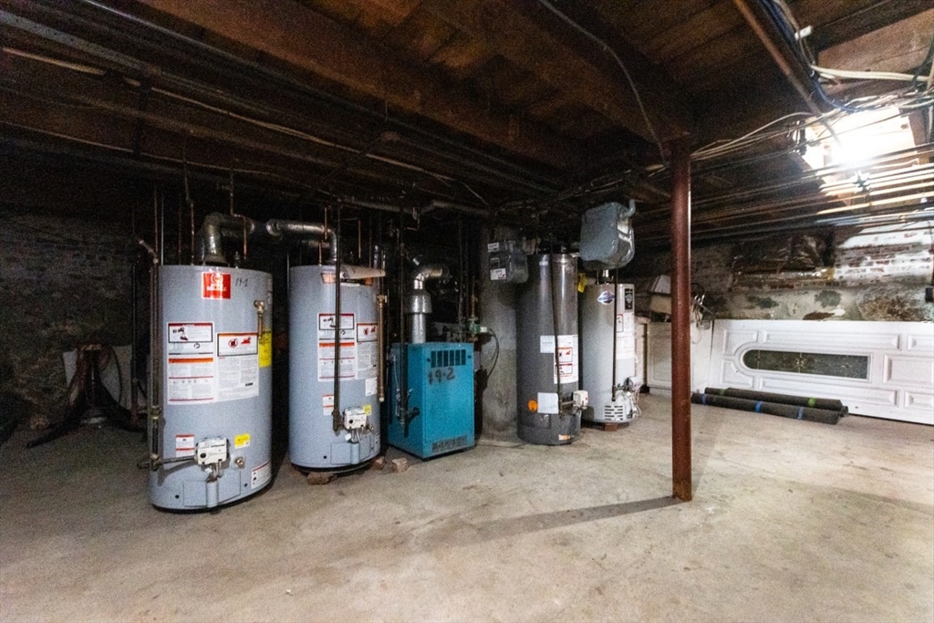 21-1 Spring St, Stoneham