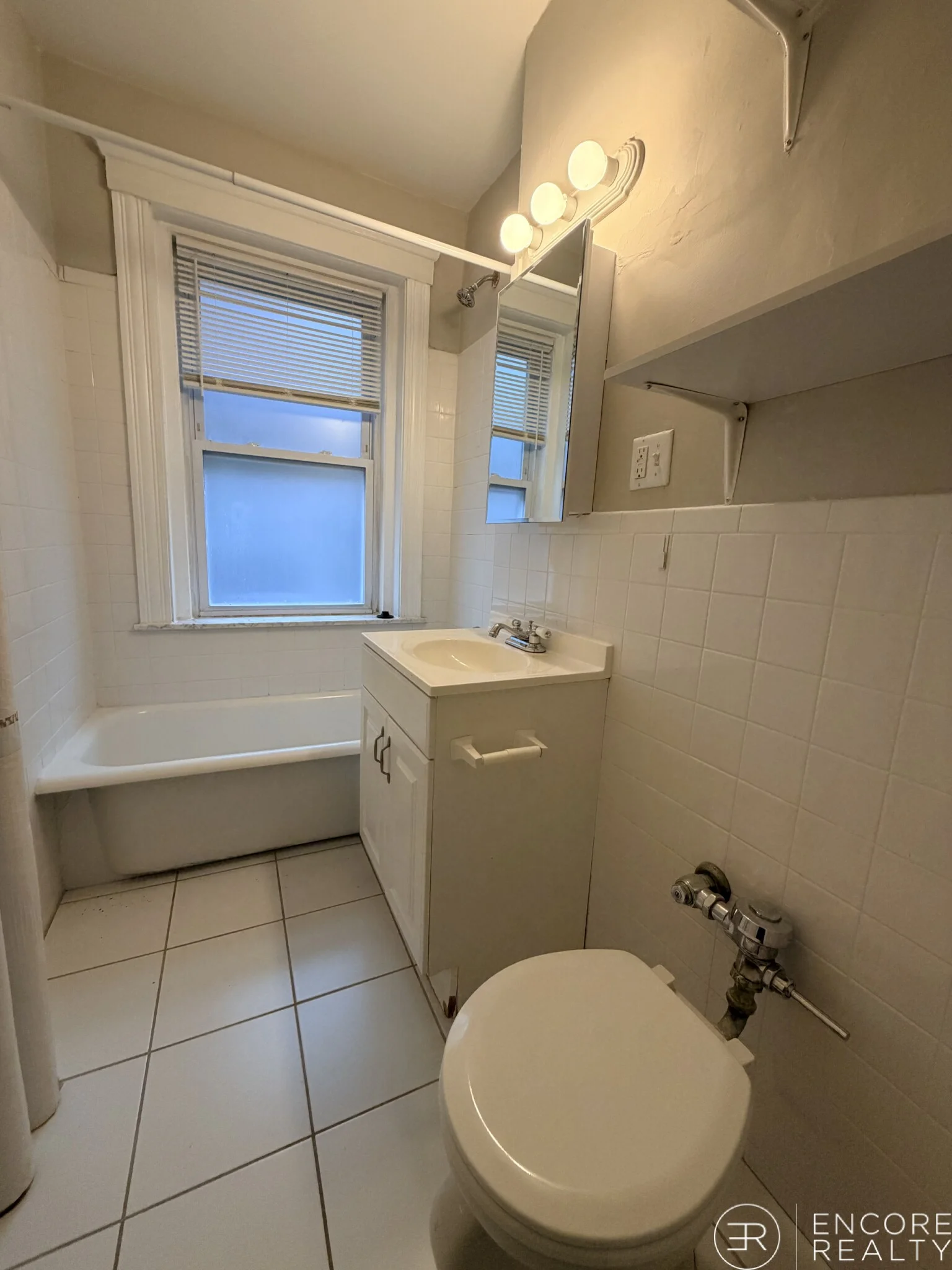 1 Gray St, Neighborhood Nine