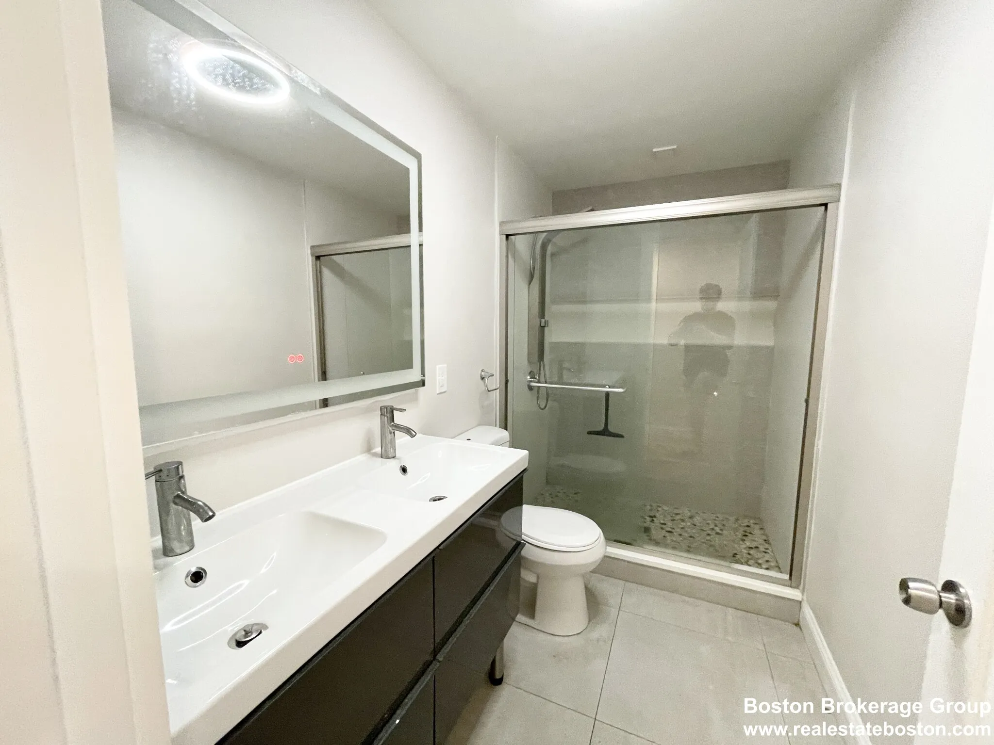 113 Hillside St, Mission Hill