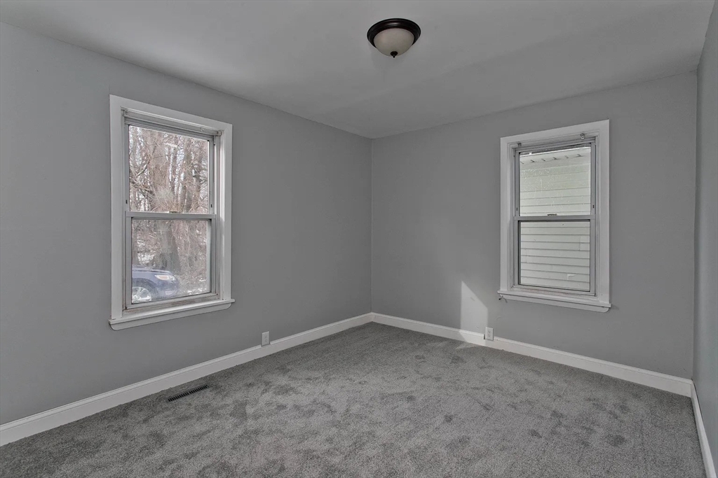 80 White St, Westfield