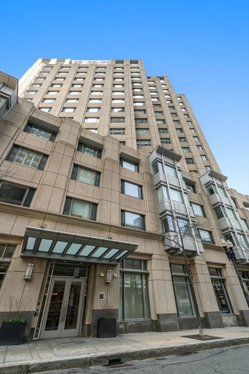 1 Huntington Ave, Back Bay