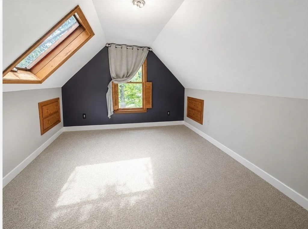 31 Woodside Circle, Sturbridge