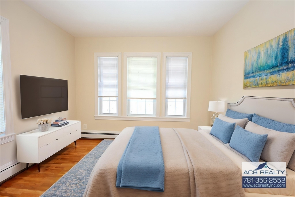 18 Pacific St, Rockland