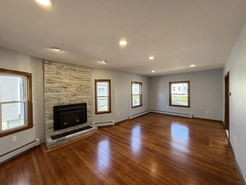 117 Merrymount, Quincy