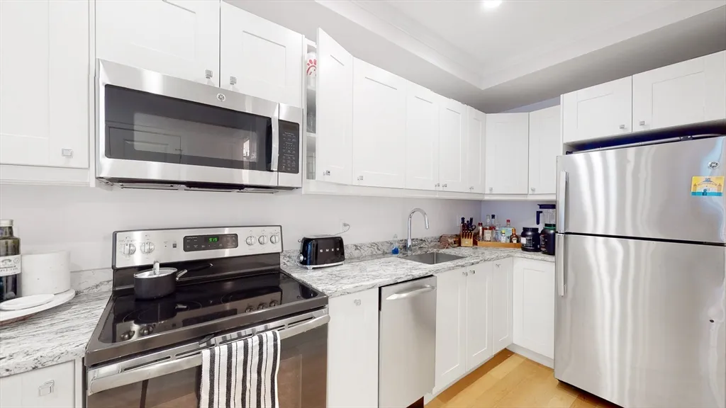 296 Beacon St, Back Bay