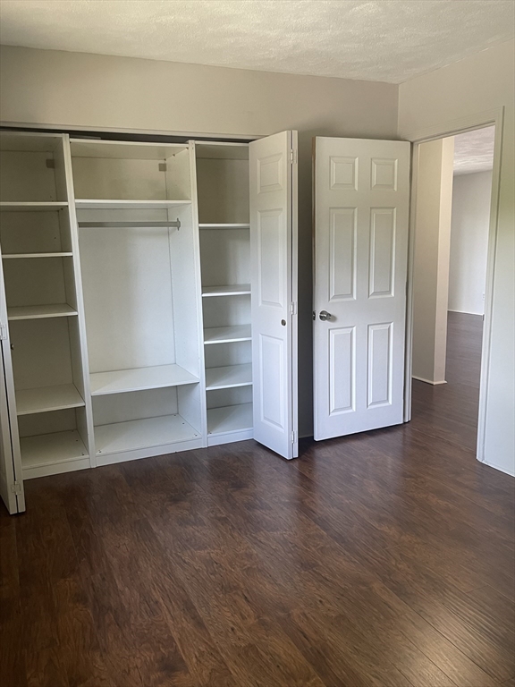 310 Brook Village Rd, Nashua