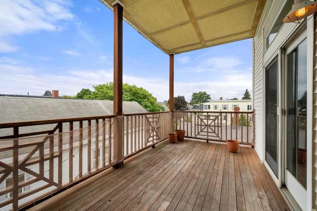 118 Perkins St, East Somerville
