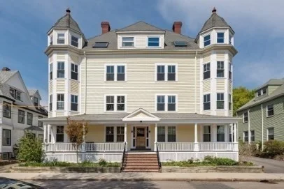 185 Davis Ave, Brookline Village