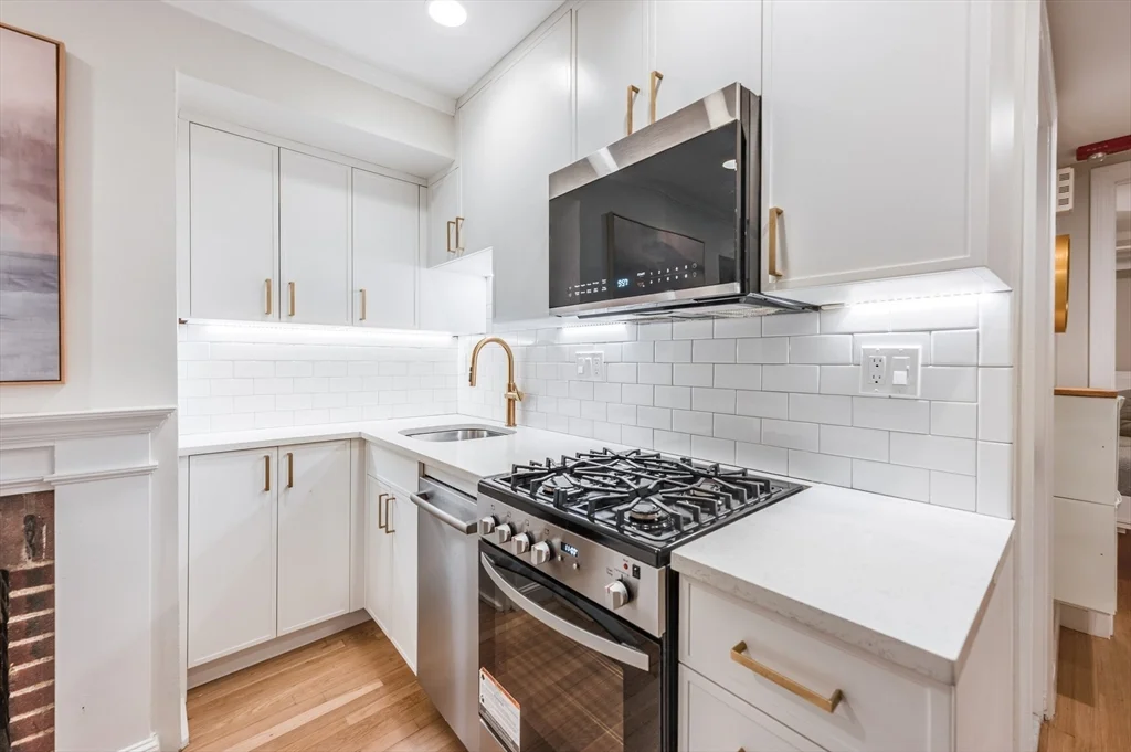 45 1/2 Garden St, Beacon Hill