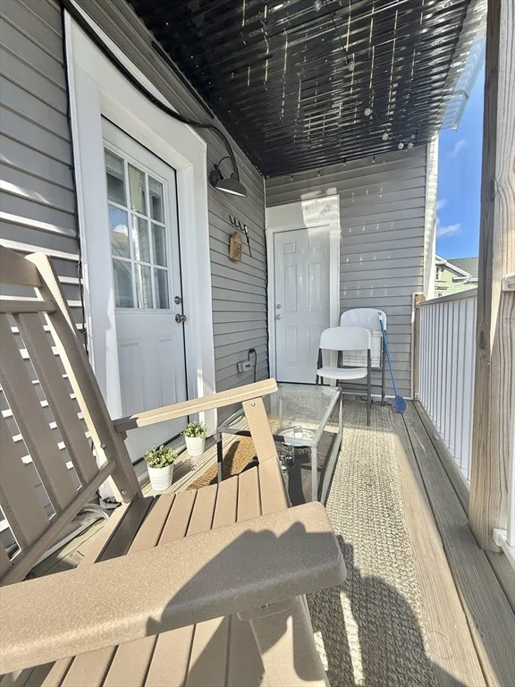 13 Schuyler St, Roxbury