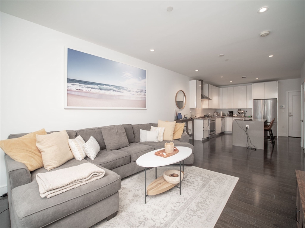 2 West Sixth St, South Boston