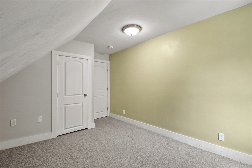 114 Old Oaken Bucket Rd, Norwell