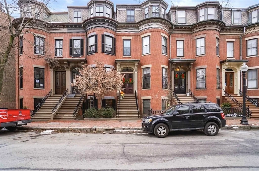 163 West Newton, South End