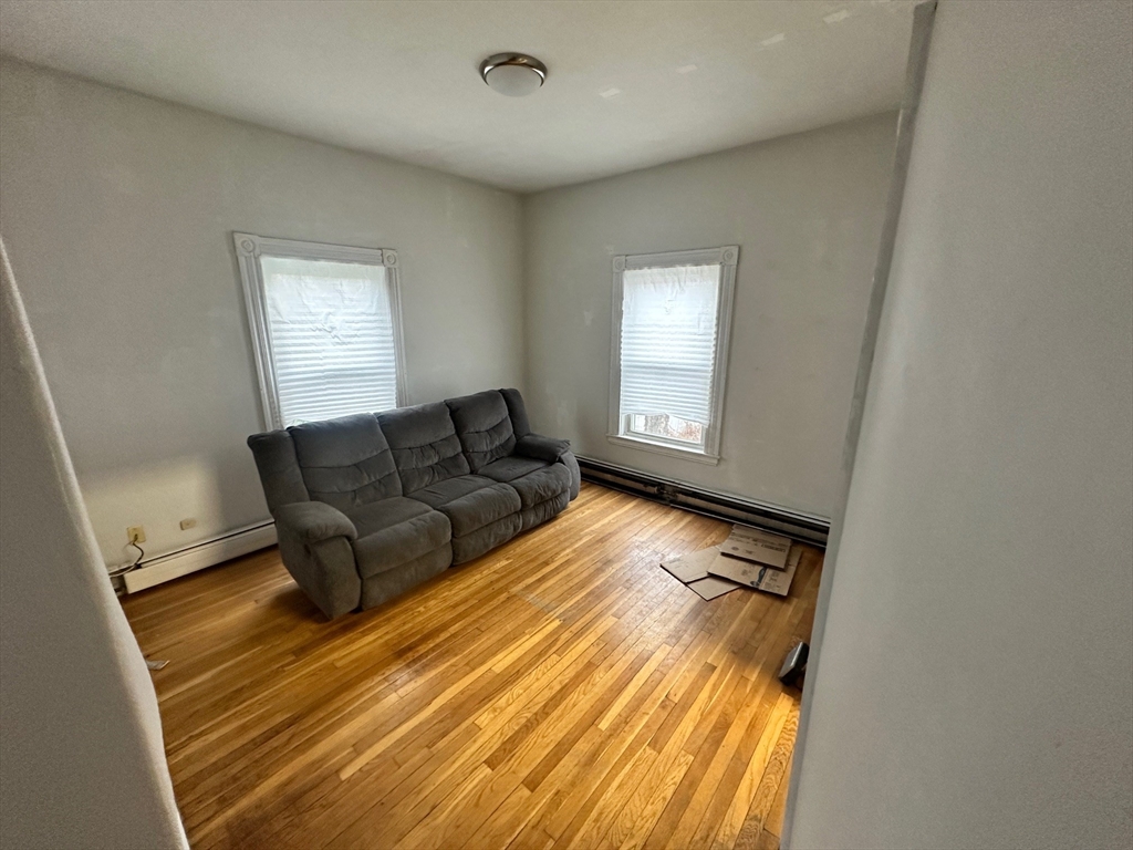 16 West St, Franklin