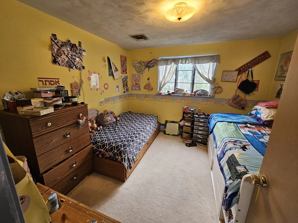 56 Great Meadow Rd, Newton