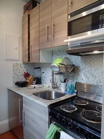 99 Marion St, Coolidge Corner