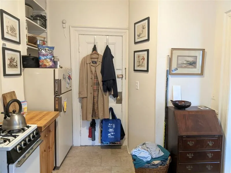 2 Evergreen Sq, Spring Hill