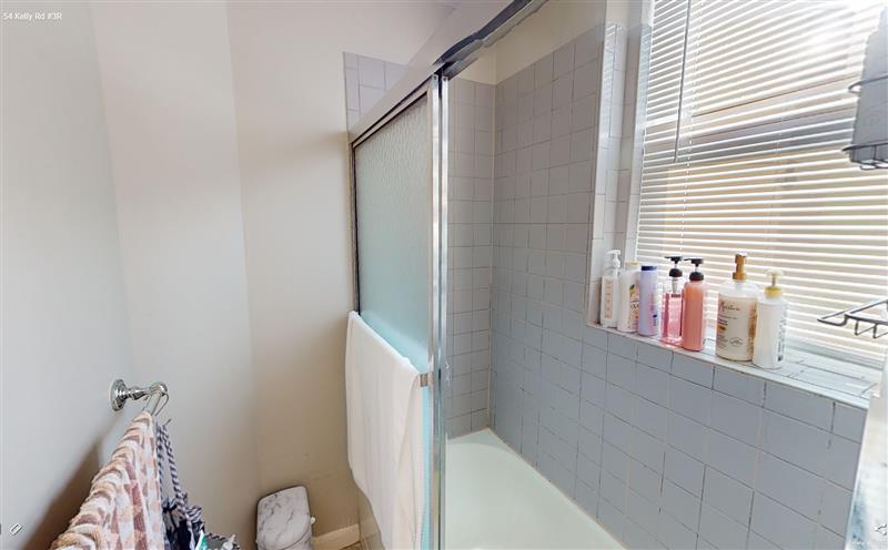 54 Kelly Rd, Cambridgeport