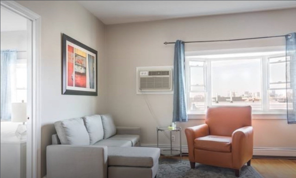 137-139A Dorchester St, South Boston's Dorchester Heights