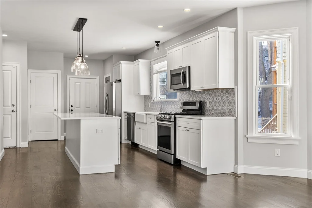 83 Centre St, Dorchester