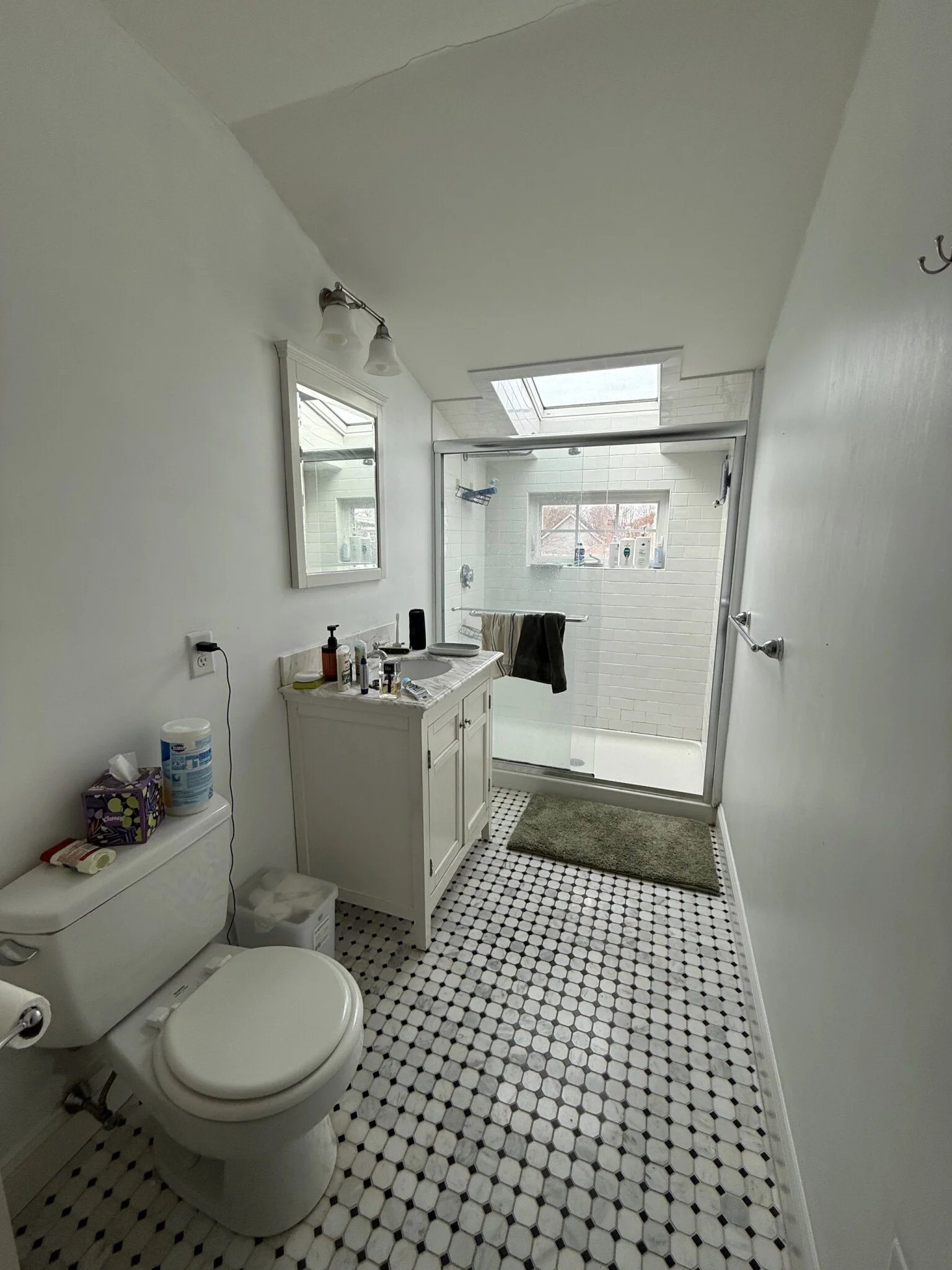 25-27 Crosby Rd, Chestnut Hill