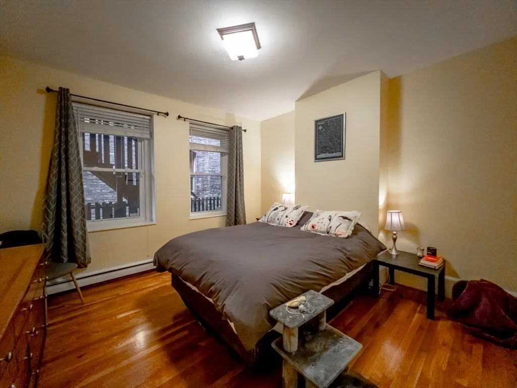 122 Day St, Jamaica Plain