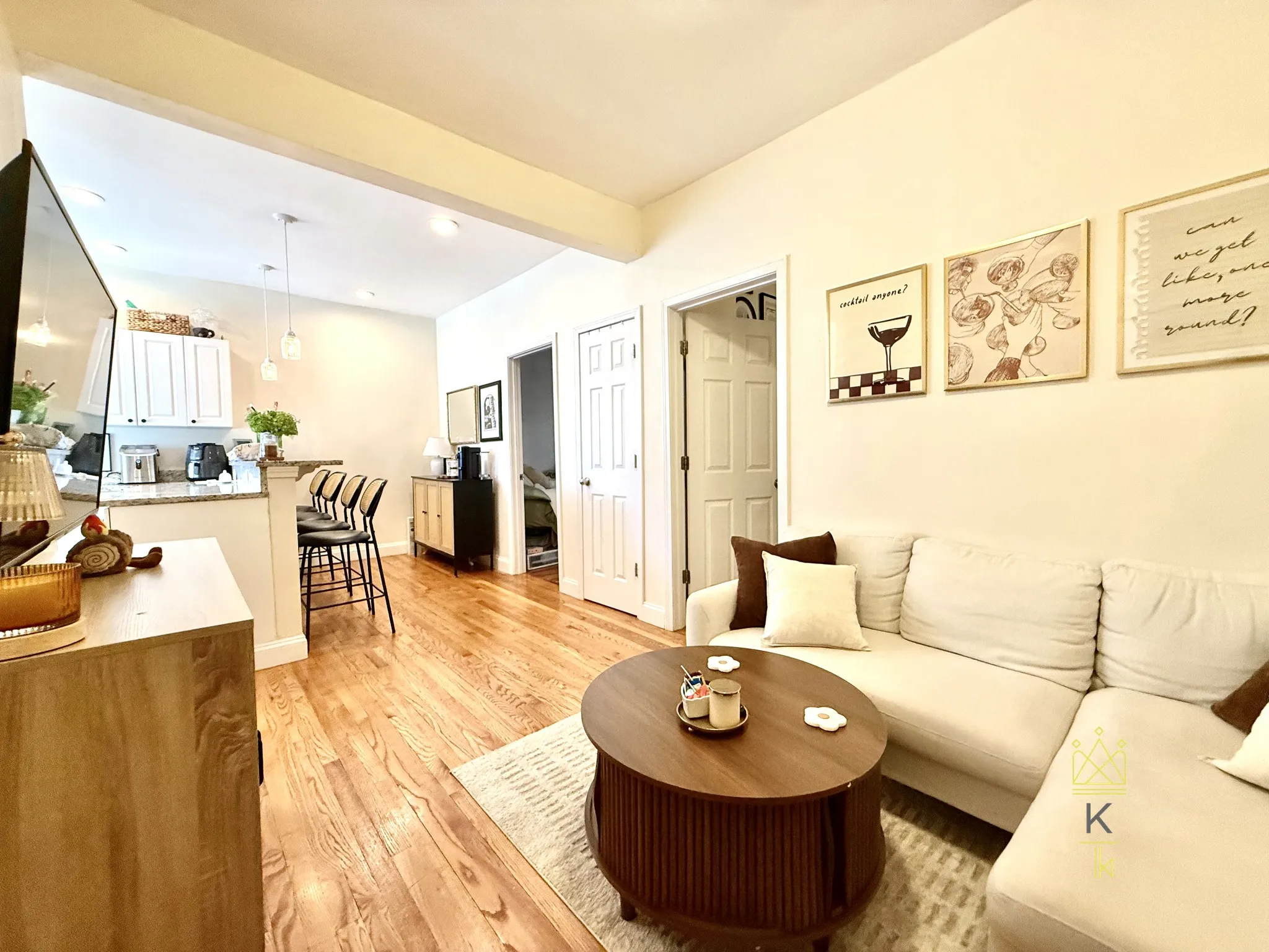 1872 Commonwealth Ave, Brighton