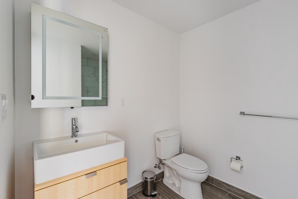 154 Broadway, East Somerville