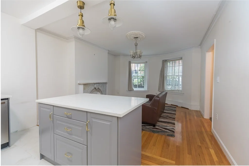 87 Waltham St, South End