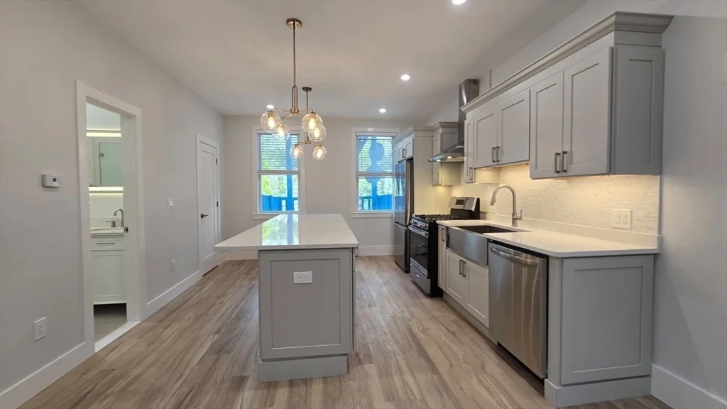 53 West Eagle St, Eagle Hill