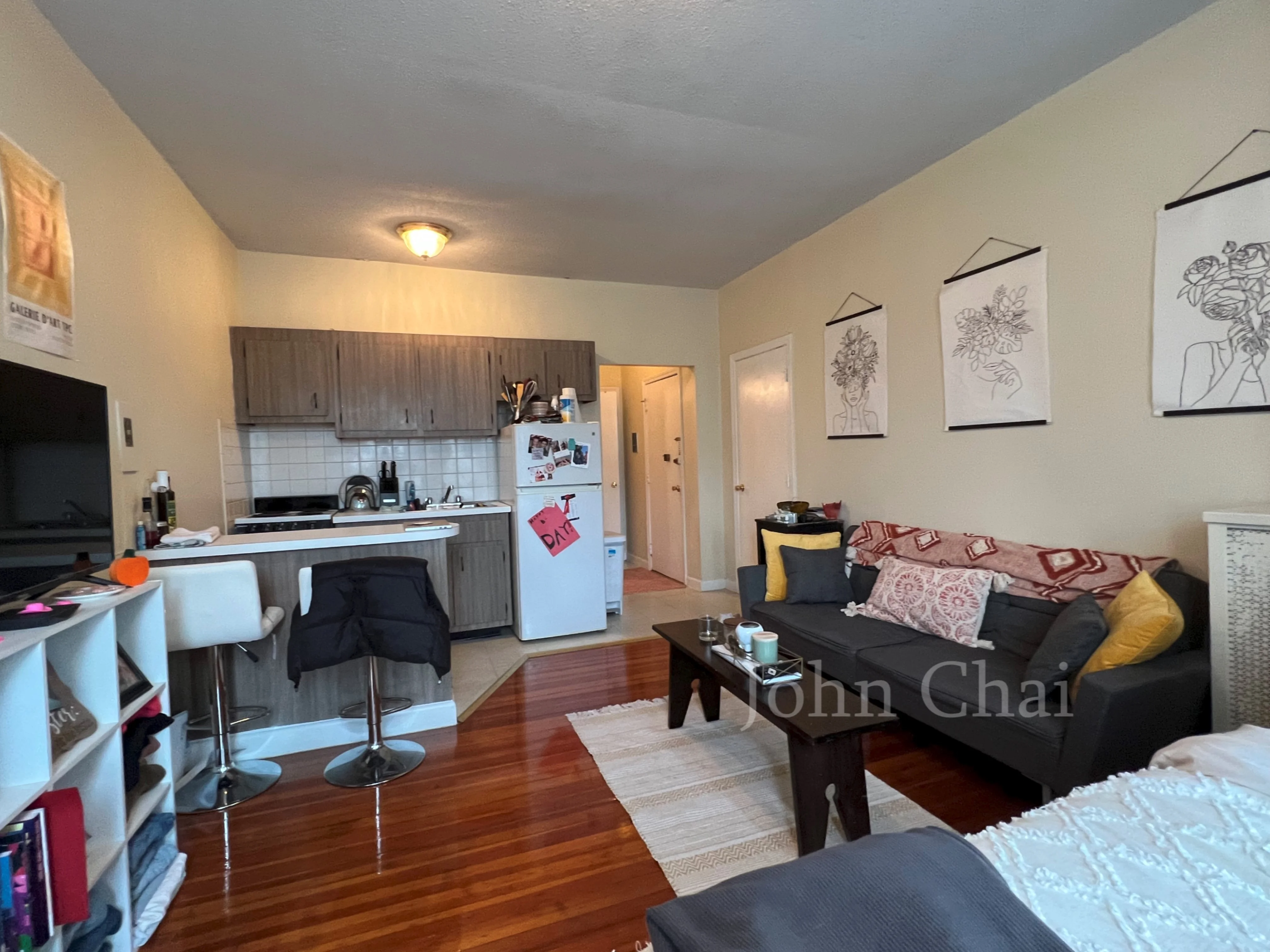 1132 Commonwealth Ave, North Brookline