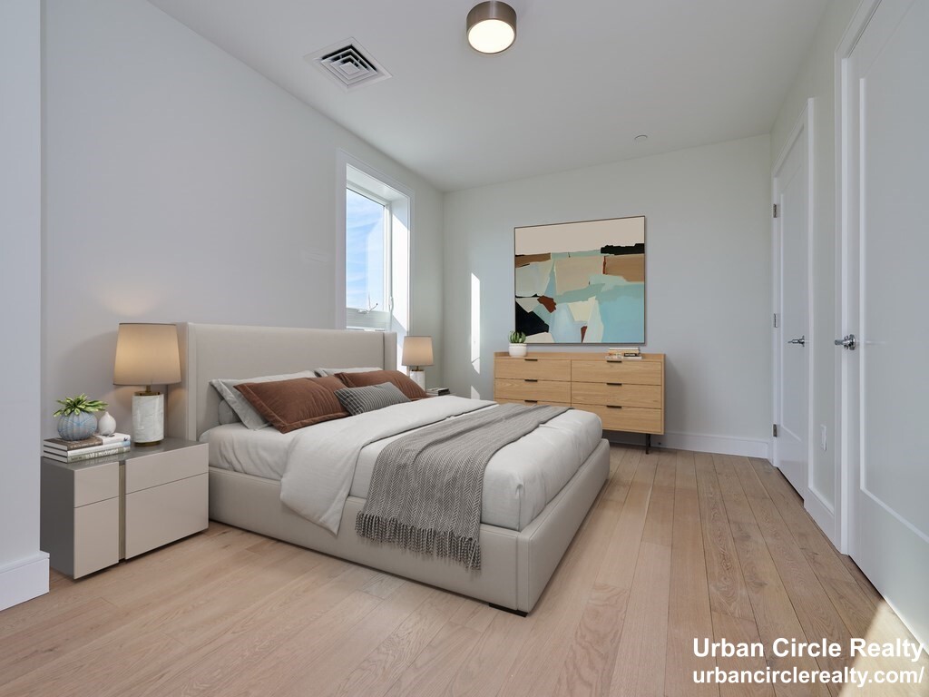 301 Border St, Central Square