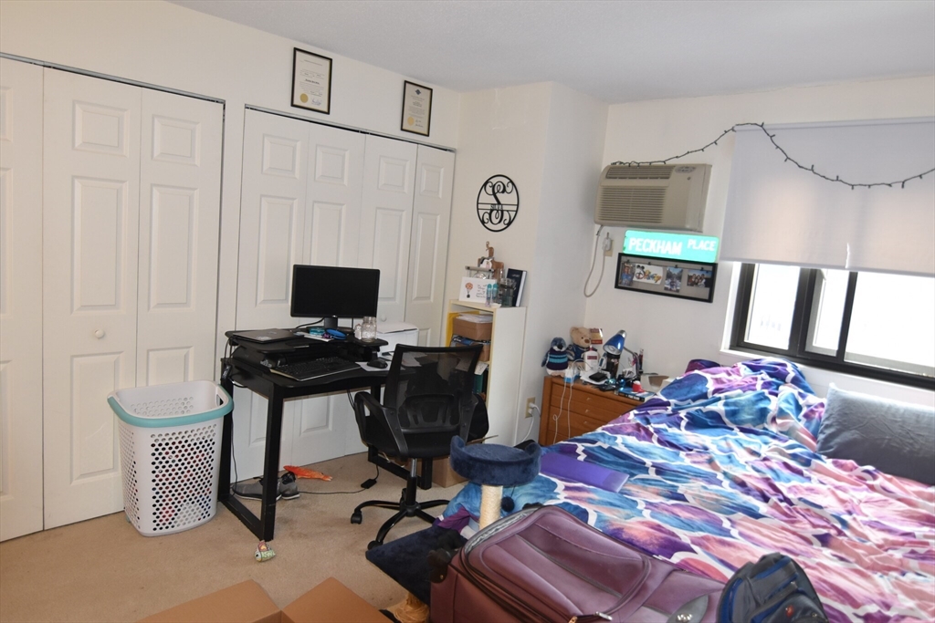 80 Pleasant St, North Brookline