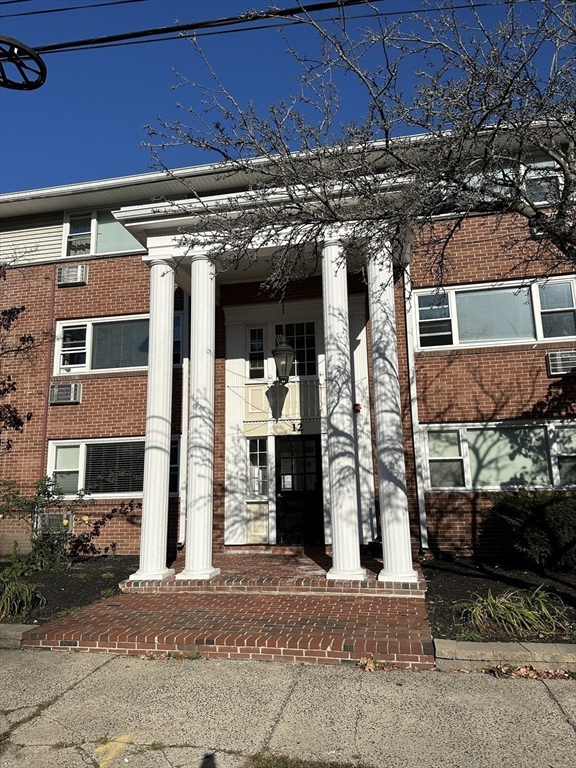 12 Portland, Diamond District