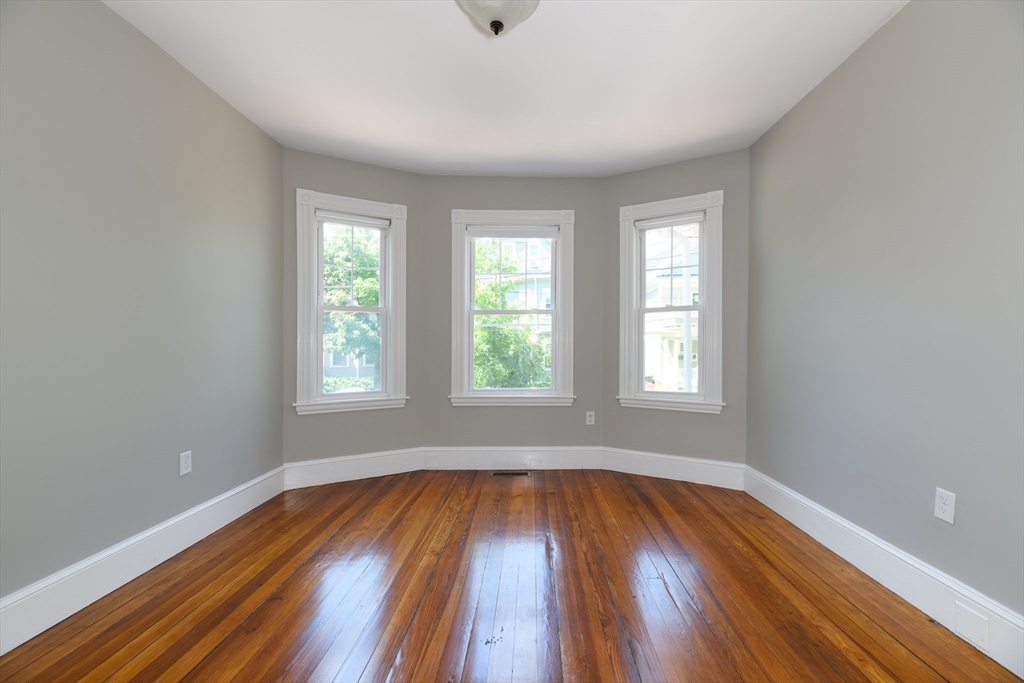 254 Upland Rd, Avon Hill