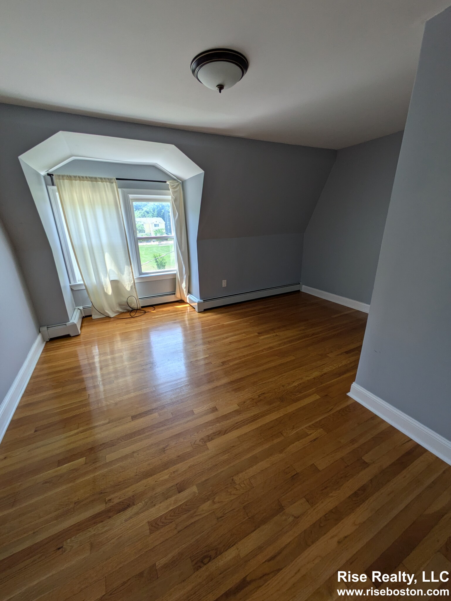 7 High Street Pl, Brookline