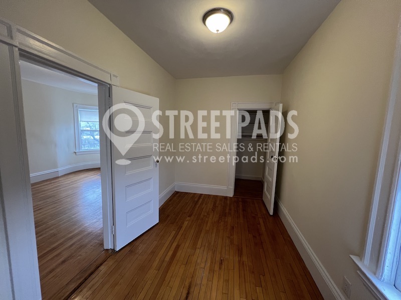 2 Ware St, Mid-Cambridge