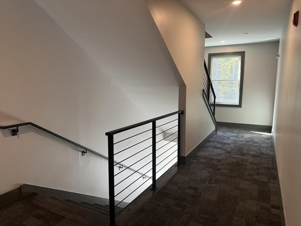 251 Sladen St, Dracut