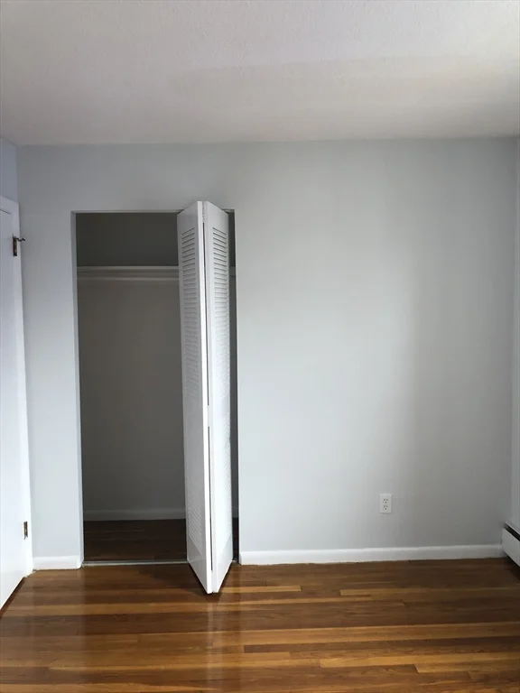 685 Moody St, South Side