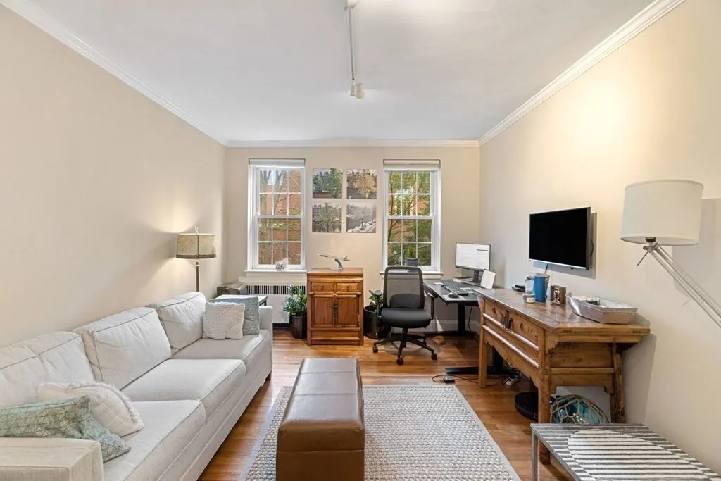 14 Ware St, Harvard Square