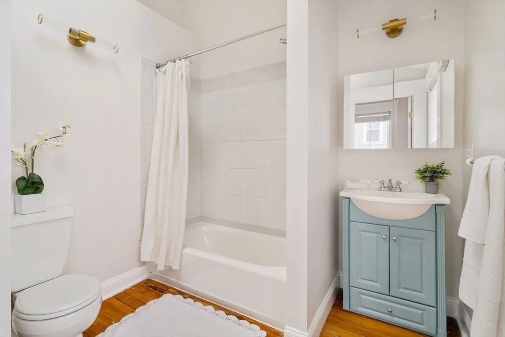 62 Sacramento St, Baldwin